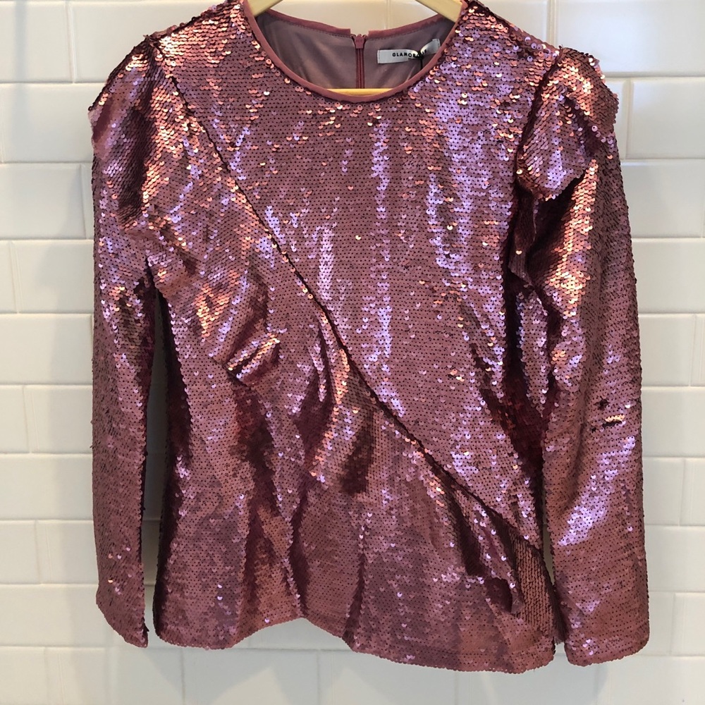 NWT GLAMOUROUS pink sequin stunner XS top
